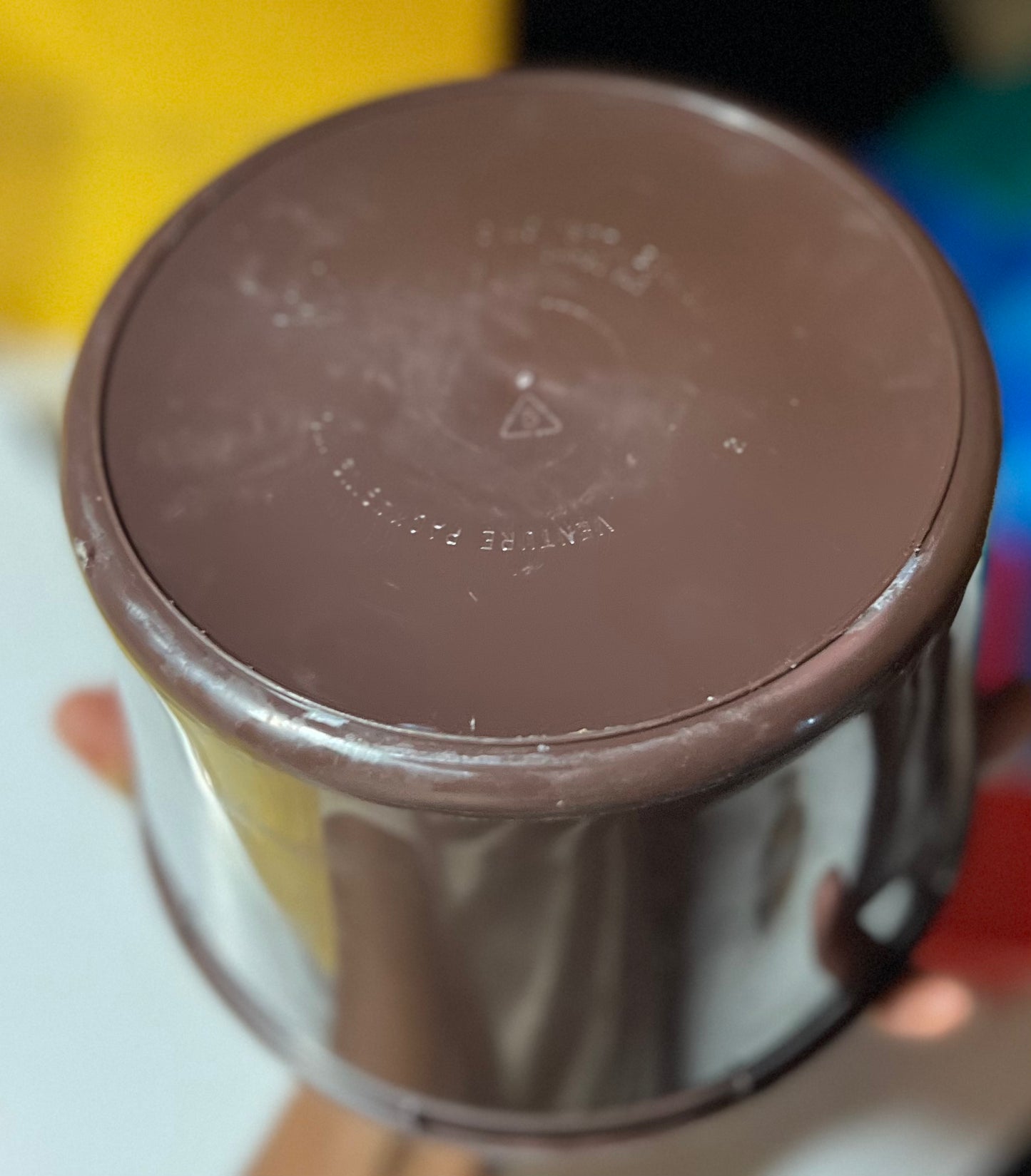 64 Oz TOO SLICK